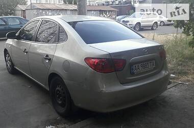 Седан Hyundai Elantra 2008 в Києві