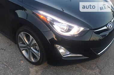 Седан Hyundai Elantra 2014 в Кременчуге