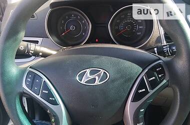 Седан Hyundai Elantra 2015 в Кривом Роге