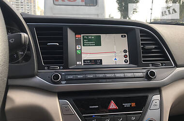 Седан Hyundai Elantra 2016 в 