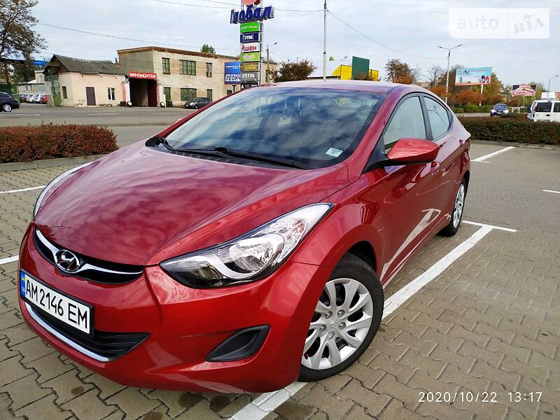 Седан Hyundai Elantra 2012 в Житомире