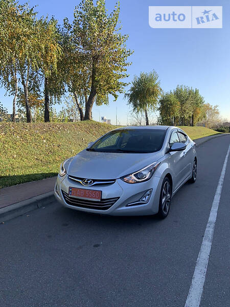 Седан Hyundai Elantra 2014 в Киеве