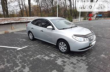 Седан Hyundai Elantra 2011 в Виннице