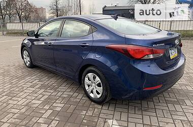 Седан Hyundai Elantra 2015 в Броварах