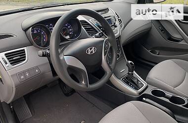 Седан Hyundai Elantra 2015 в Броварах