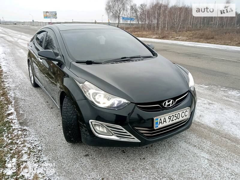 Седан Hyundai Elantra 2012 в Василькове