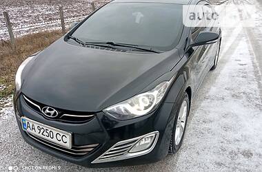 Седан Hyundai Elantra 2012 в Василькове
