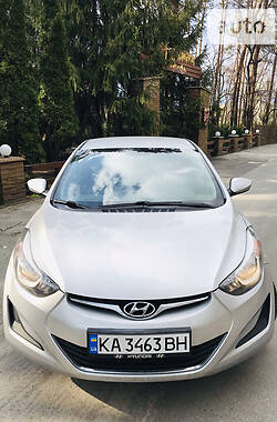 Седан Hyundai Elantra 2014 в 