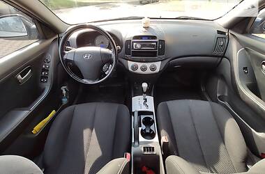 Седан Hyundai Elantra 2007 в Киеве