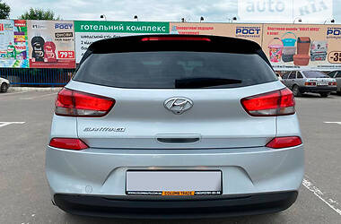 Хетчбек Hyundai Elantra 2018 в Дніпрі