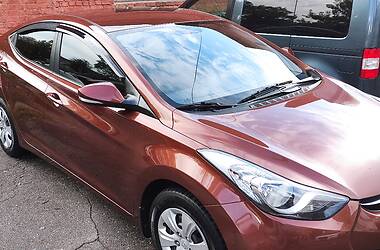 Седан Hyundai Elantra 2013 в Чернігові