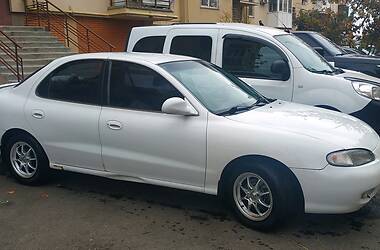 Седан Hyundai Elantra 1996 в Одессе