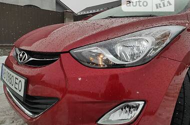 Седан Hyundai Elantra 2013 в Вінниці