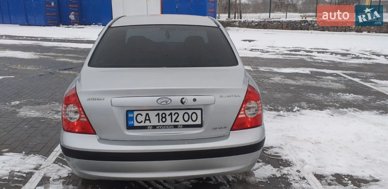 2011 Hyundai Elantra - мініатюра 4