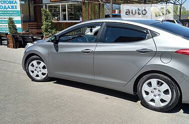 Седан Hyundai Elantra 2012 в Хмельницком