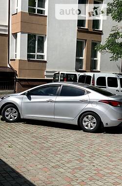 Седан Hyundai Elantra 2014 в Ивано-Франковске