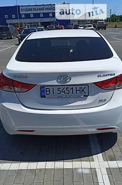 Седан Hyundai Elantra 2013 в Одессе