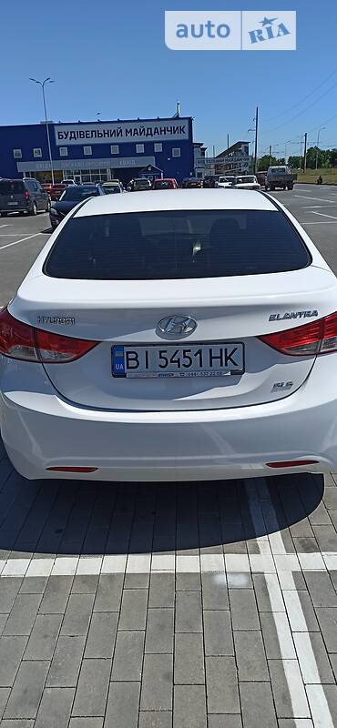 Седан Hyundai Elantra 2013 в Одессе