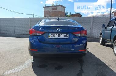 Седан Hyundai Elantra 2015 в Чернігові