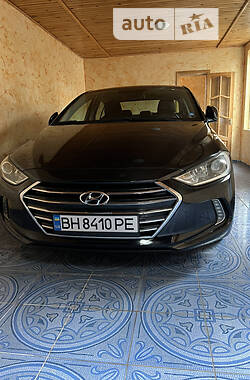 Седан Hyundai Elantra 2018 в Одессе