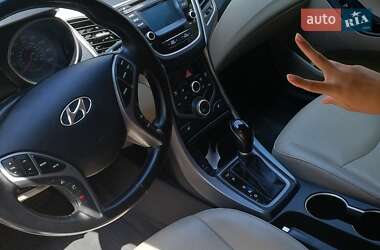 Седан Hyundai Elantra 2013 в Одессе