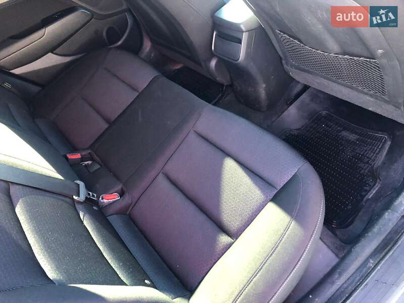 Седан Hyundai Elantra 2016 в Киеве фото 14 Седан Hyundai Elantra 2016 в Киеве