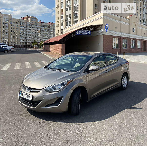 Hyundai Elantra 2014