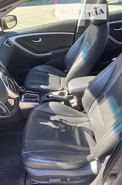 Хэтчбек Hyundai Elantra 2014 в 