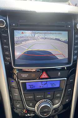 Хэтчбек Hyundai Elantra 2014 в 
