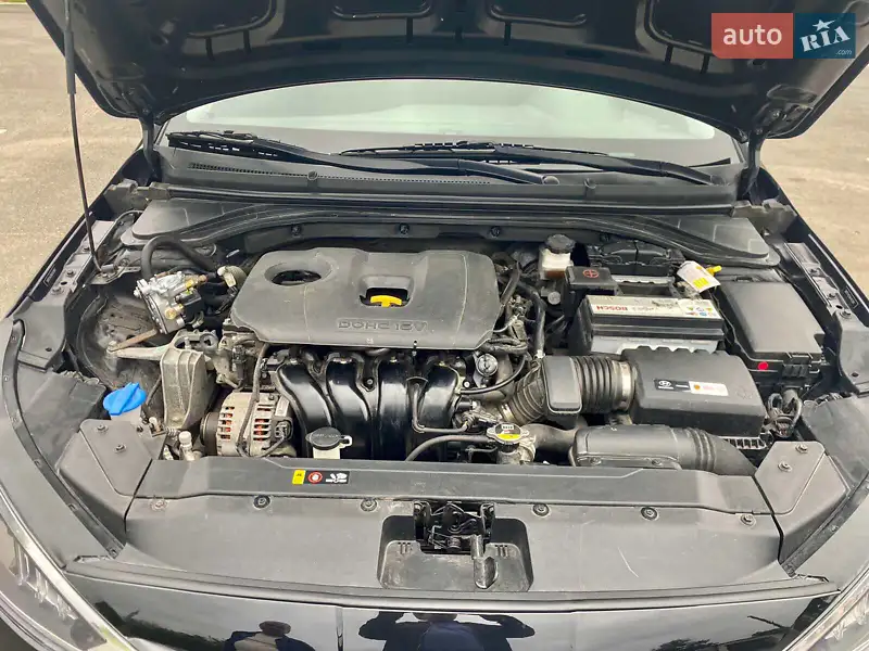 Hyundai Elantra 2019 VIN 5NPD74LF6KH429847 фото оголошення 14 з 63