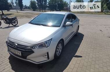 Седан Hyundai Elantra 2019 в Павлограде