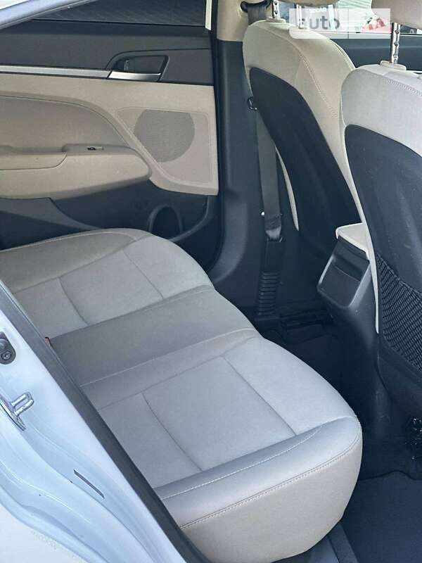 Седан Hyundai Elantra 2016 в Днепре фото 11 Седан Hyundai Elantra 2016 в Днепре