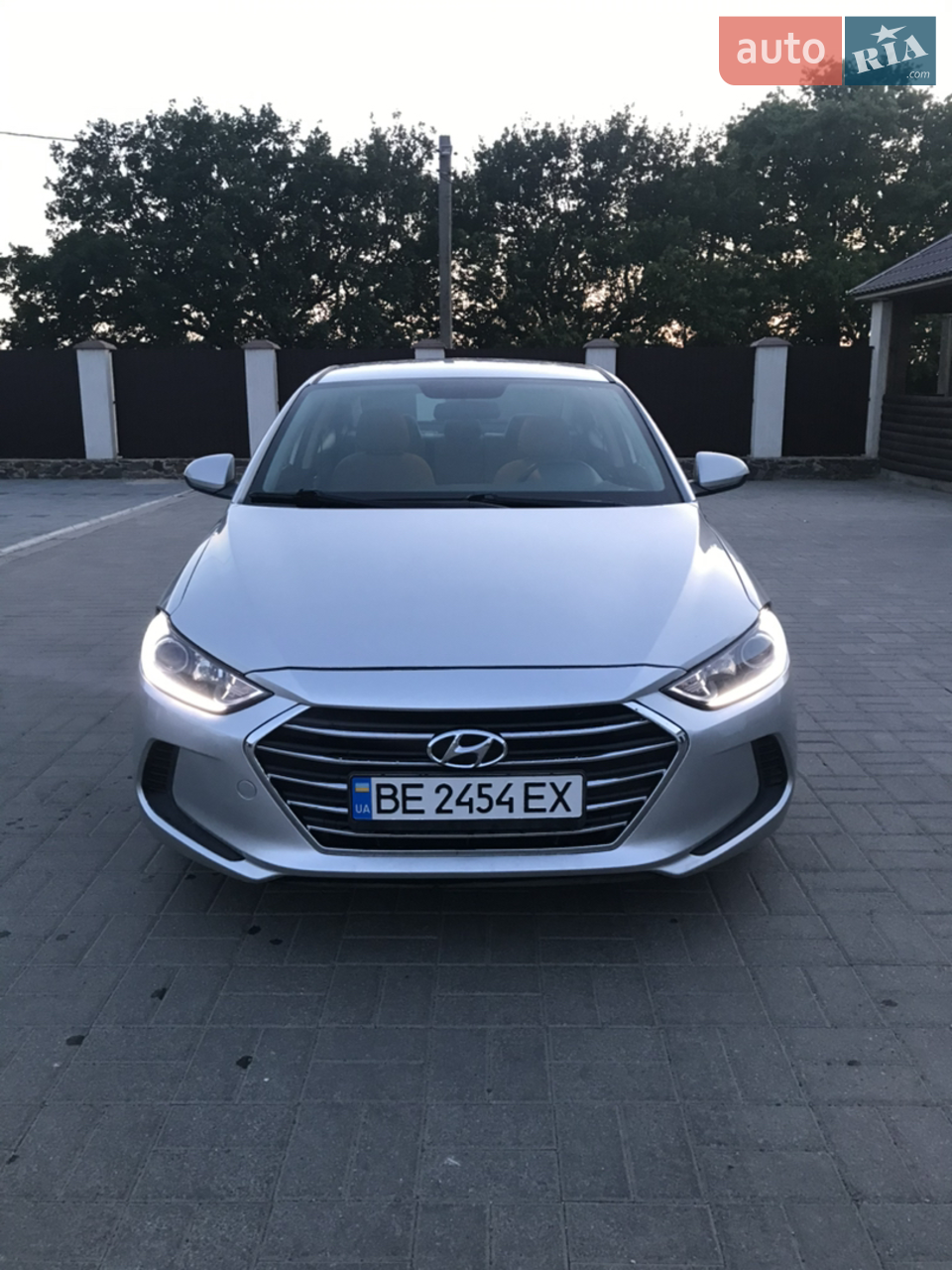 2017 Hyundai Elantra - мініатюра 6