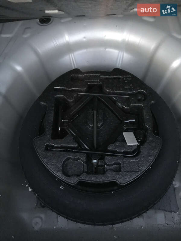 Седан Hyundai Elantra 2017 в Одессе