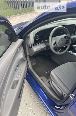 Седан Hyundai Elantra 2021 в 
