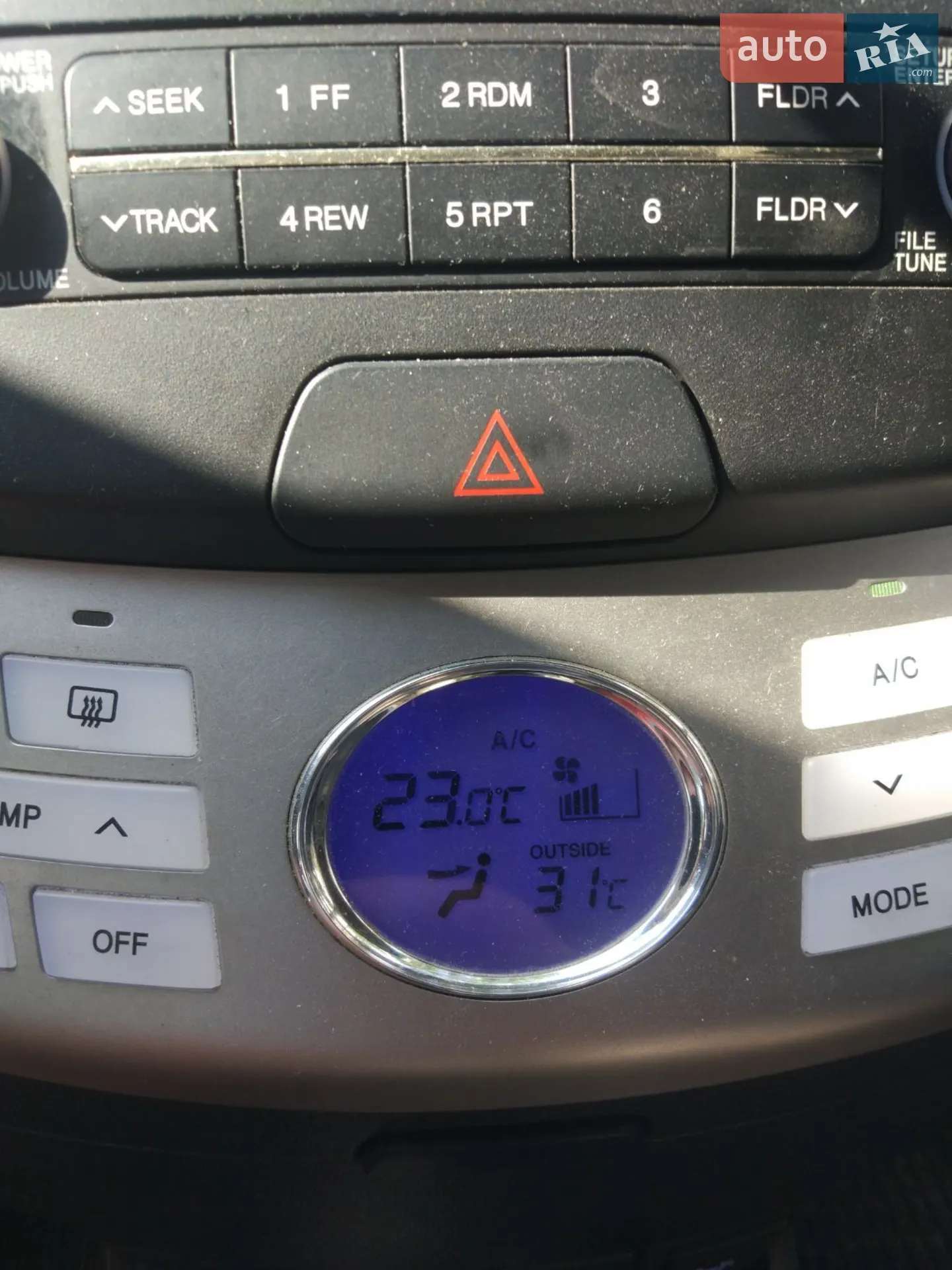 2011 Hyundai Elantra - мініатюра 3