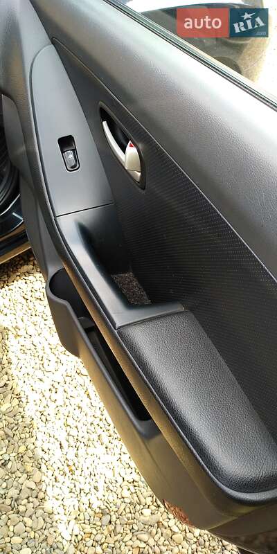 Седан Hyundai Elantra 2008 в Дунаевцах