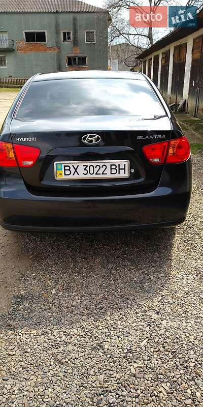 Седан Hyundai Elantra 2008 в Дунаевцах
