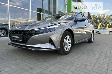 Седан Hyundai Elantra 2022 в Киеве