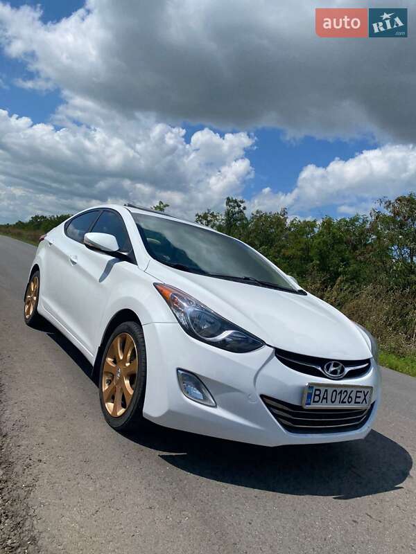Седан Hyundai Elantra 2012 в Кропивницком