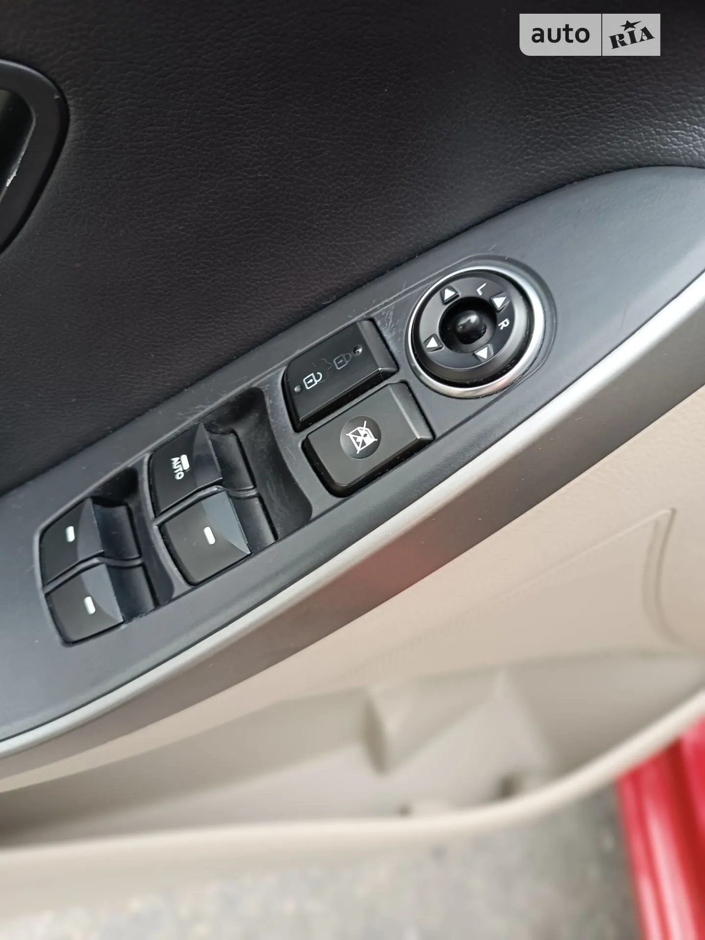 2012 Hyundai Elantra - мініатюра 19