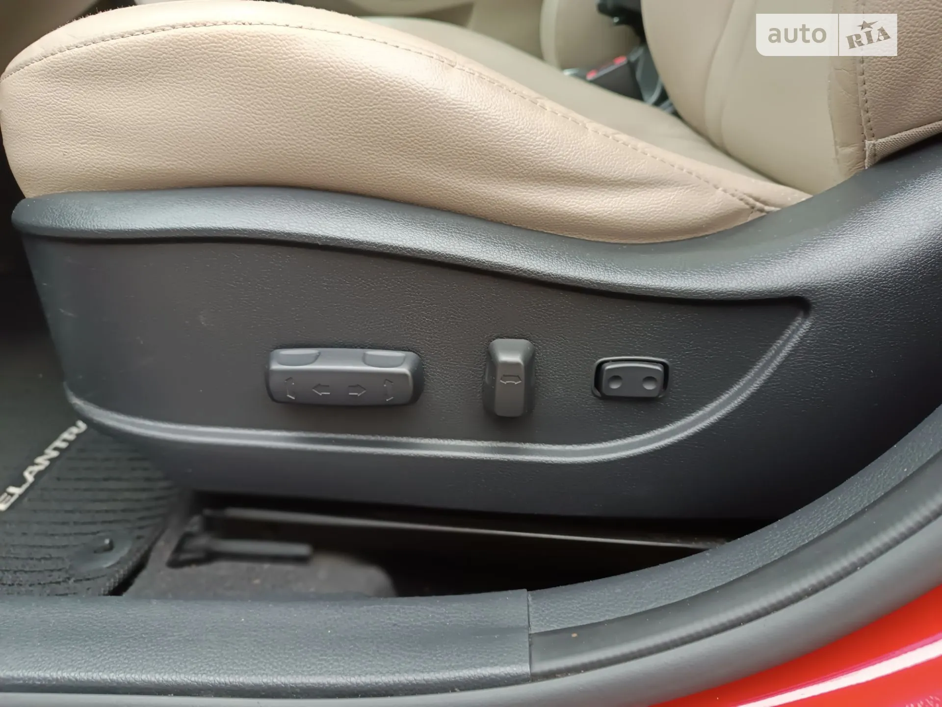 2012 Hyundai Elantra - мініатюра 18