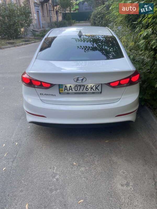 Седан Hyundai Elantra 2017 в Киеве фото 3 Седан Hyundai Elantra 2017 в Киеве