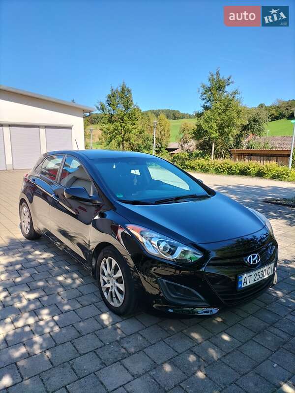 Hyundai Elantra 2013