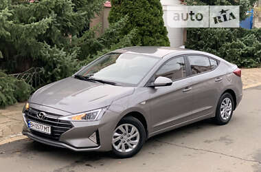 Седан Hyundai Elantra 2020 в 