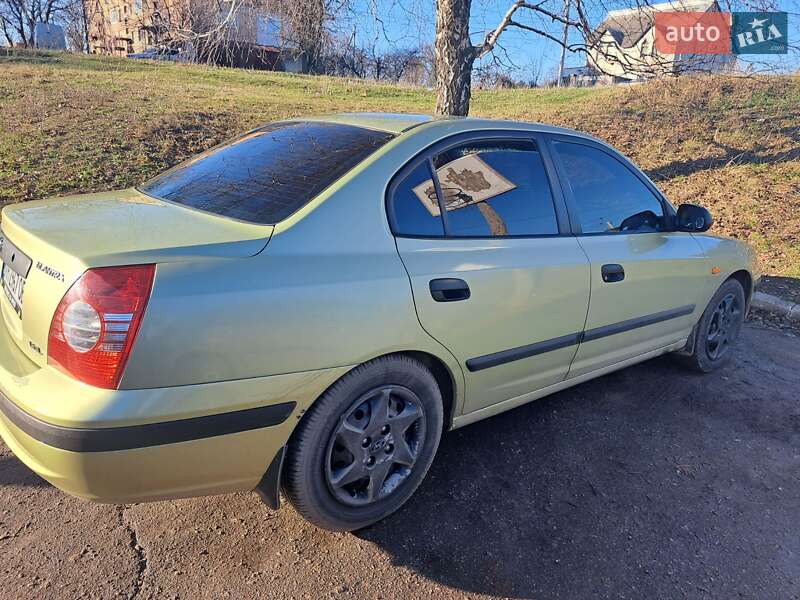 Седан Hyundai Elantra 2004 в Кропивницком