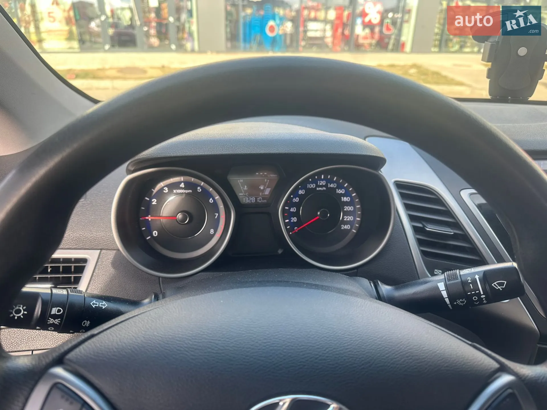 2014 Hyundai Elantra - мініатюра 5