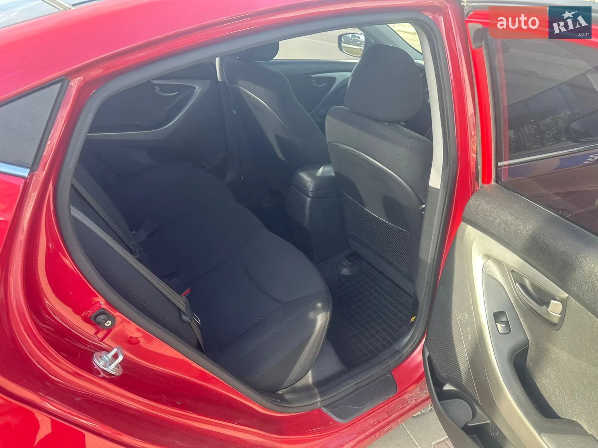 2014 Hyundai Elantra - мініатюра 12