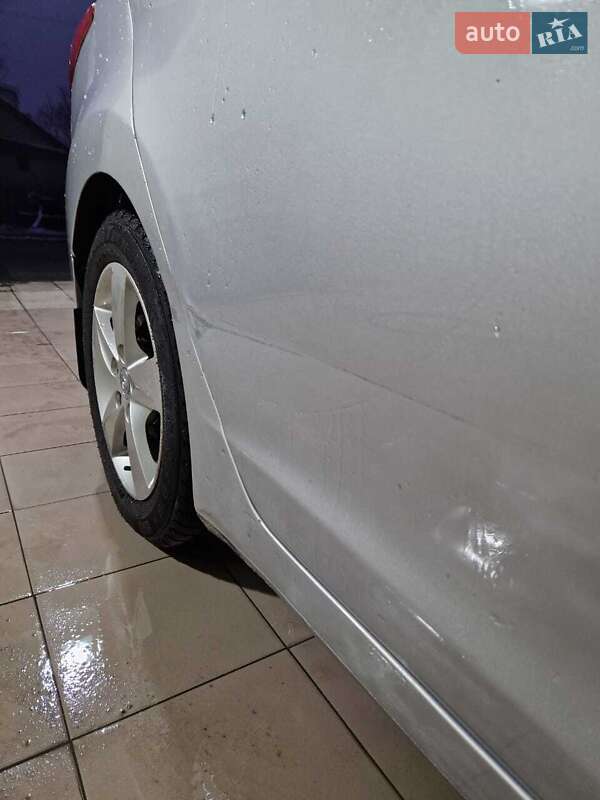 Седан Hyundai Elantra 2012 в Измаиле