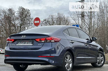 Седан Hyundai Elantra 2018 в Николаеве